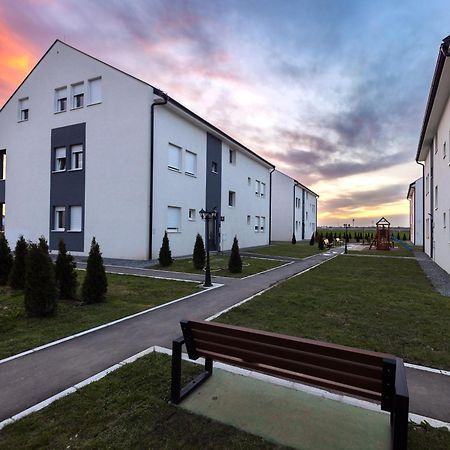 Oaza Apartmani Jakovo Venera Экстерьер фото